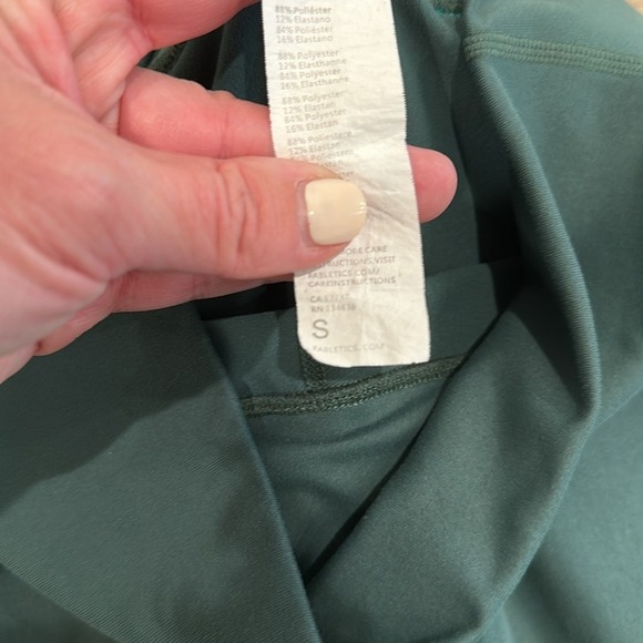 FABLETICS Sycamore Ivy Shine Define PowerHold High Waist Active Leggings Size S - Picture 10 of 13